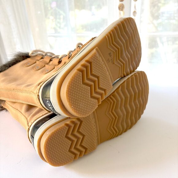 NWT Sorel Joan of Arctic Waterproof Boot_Size 8 - Picture 4 of 12